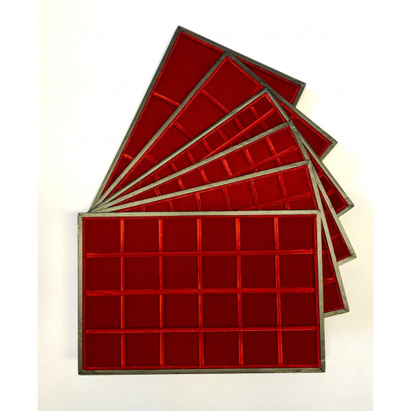 ripiani classici velluto rosso